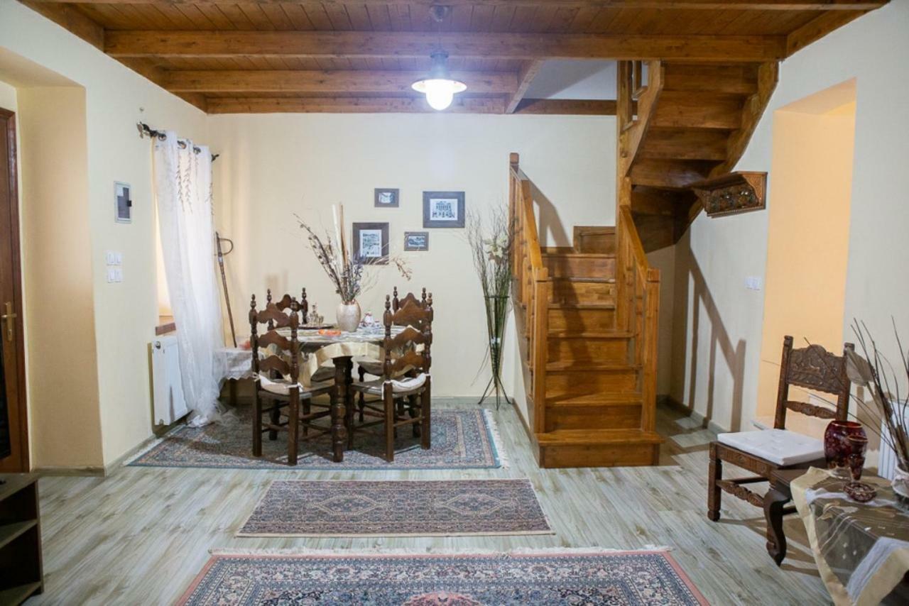 Maison d'hôtes To Archontiko Tis Nikis à Ioannina Extérieur photo