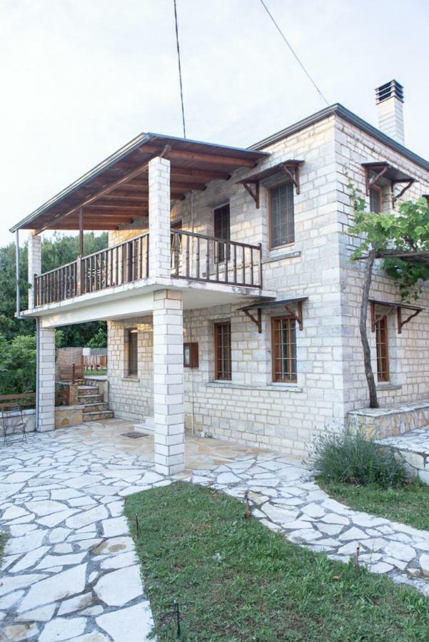 Maison d'hôtes To Archontiko Tis Nikis à Ioannina Extérieur photo
